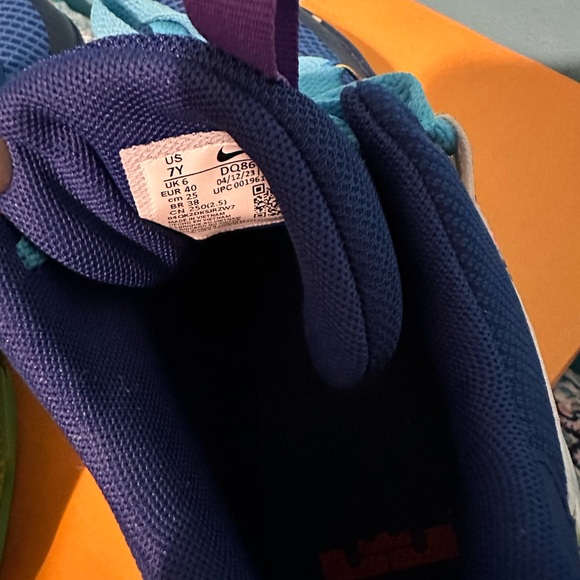 Youth Sneakers - Picture 5 of 6